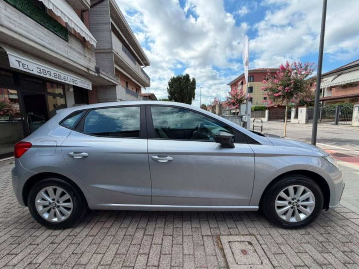 SEAT Ibiza 1.0 mpi Style 80cv (4)