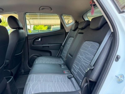 Kia Venga 1.4 EcoGPL Cool (12)