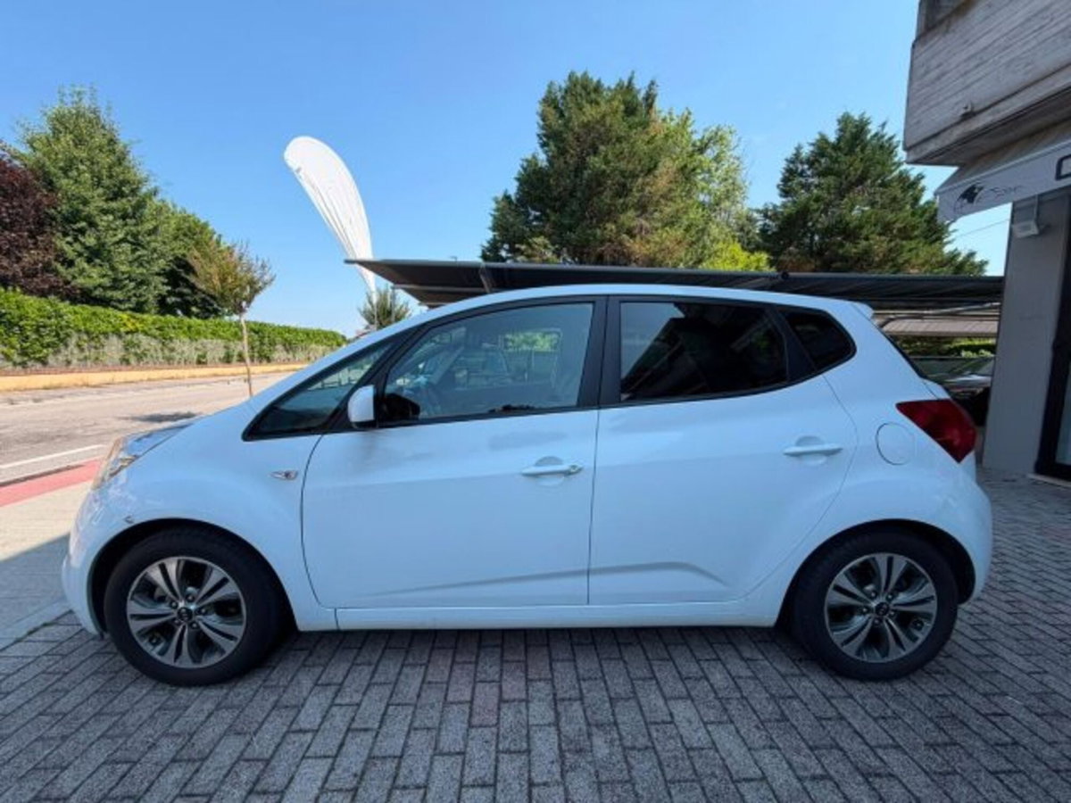 Kia Venga 1.4 EcoGPL Cool (8)