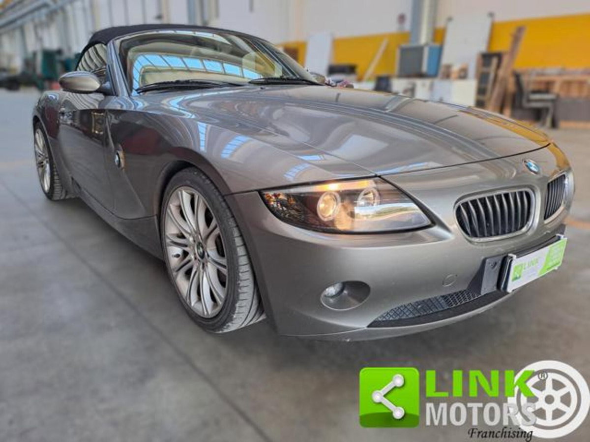 BMW Z4 Cabrio Z4 2.2i cat Roadster (5)
