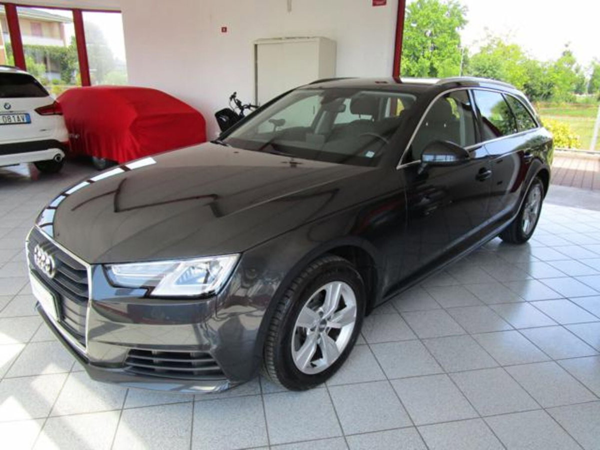 Audi A4 Avant 2.0 TDI 150 CV Business