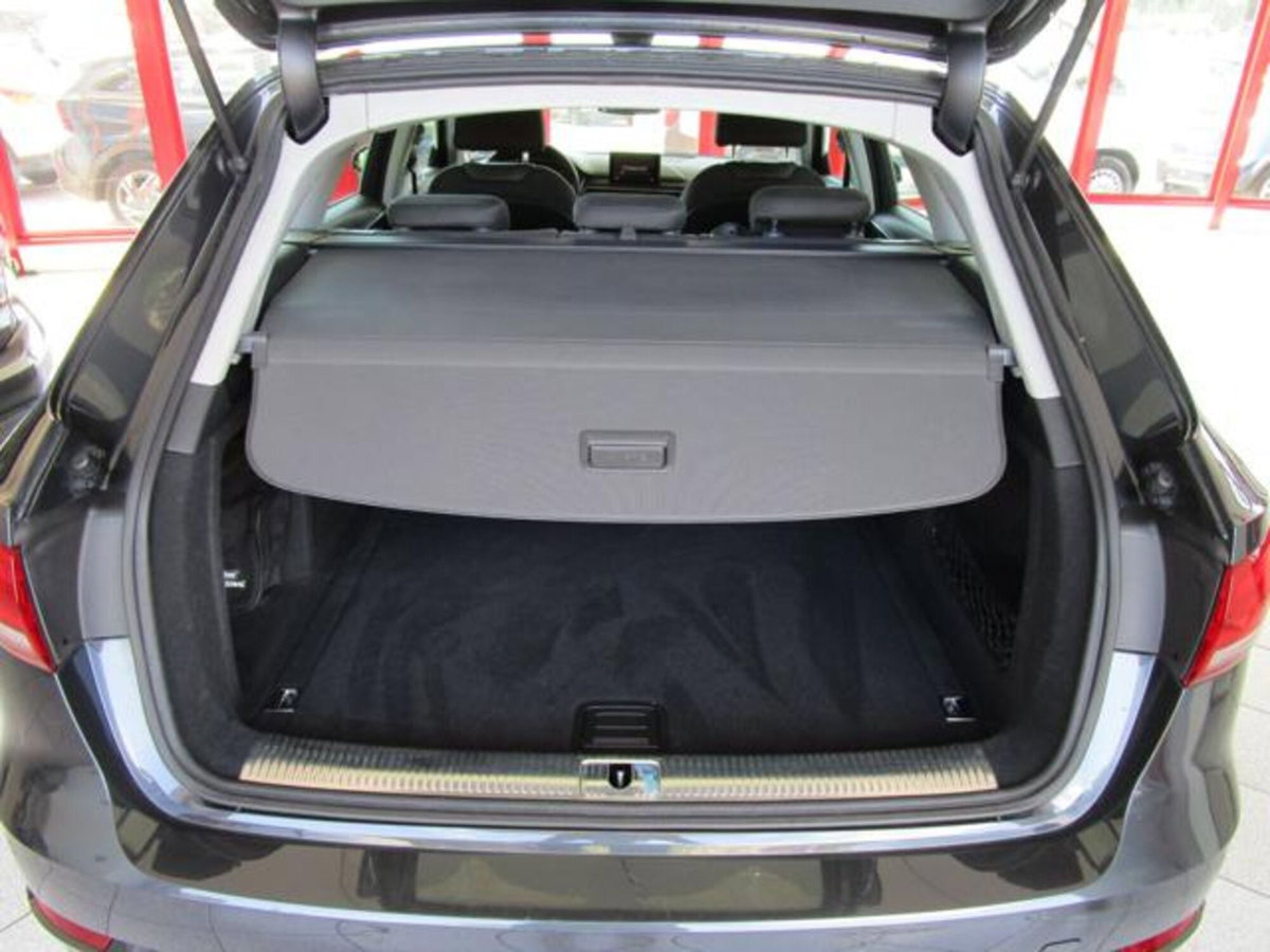 Audi A4 Avant 2.0 TDI 150 CV Business (10)