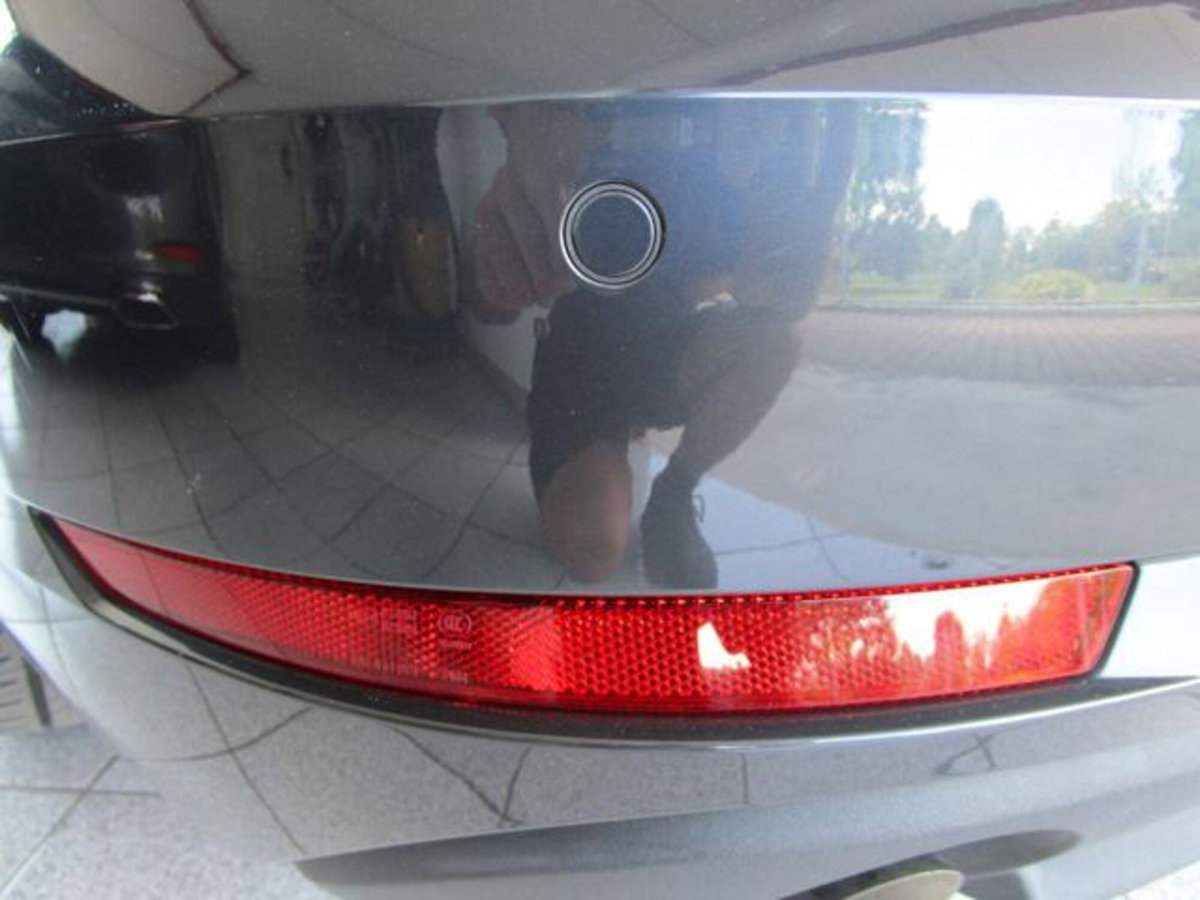 Audi A4 Avant 2.0 TDI 150 CV Business (13)