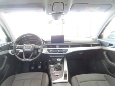 Audi A4 Avant 2.0 TDI 150 CV Business (7)
