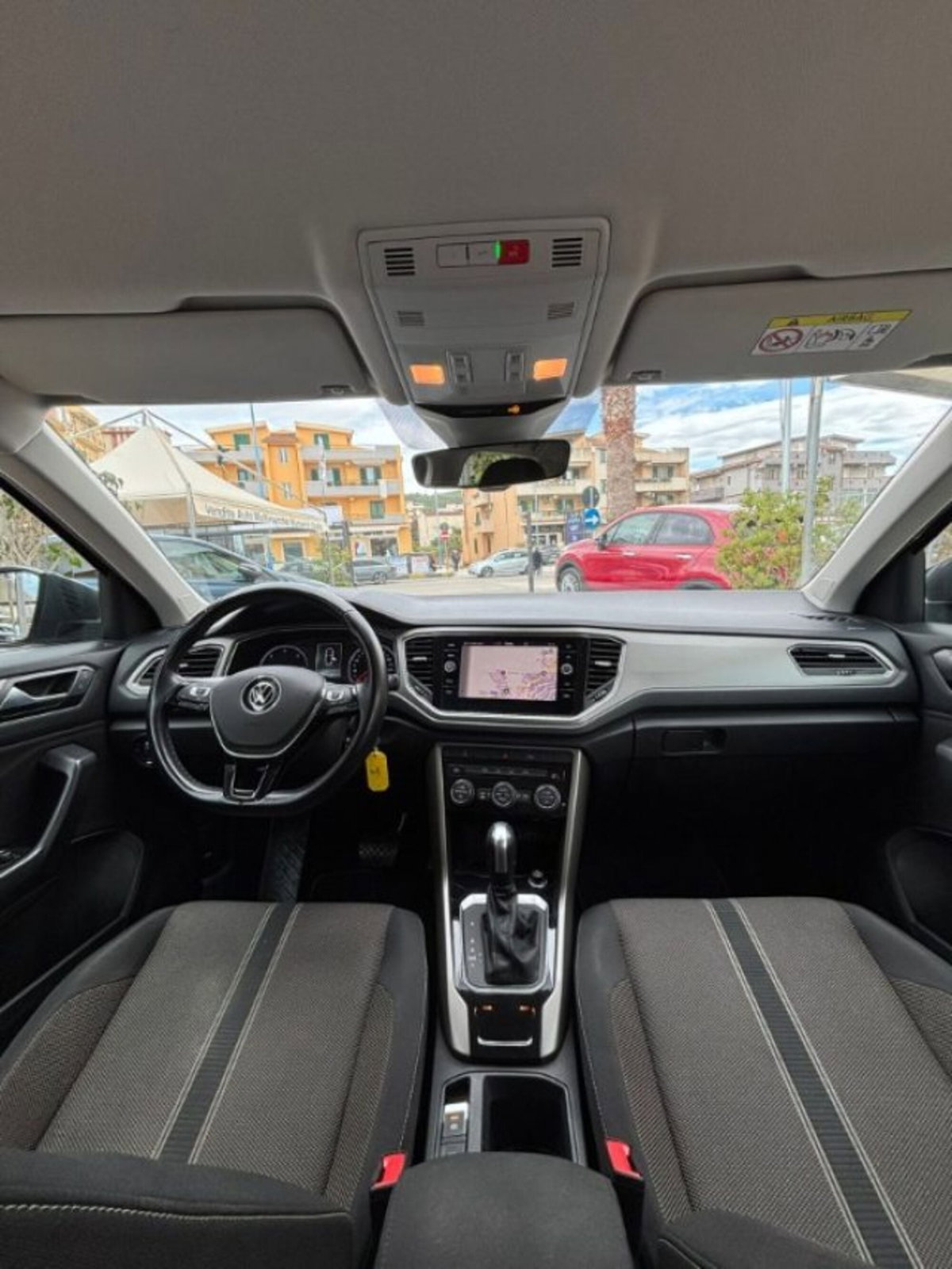 Volkswagen T-Roc 2.0 TDI SCR 150 CV DSG Business BlueMotion Technology (6)