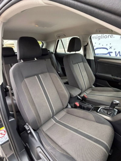 Volkswagen T-Roc 2.0 TDI SCR 150 CV DSG Business BlueMotion Technology (9)