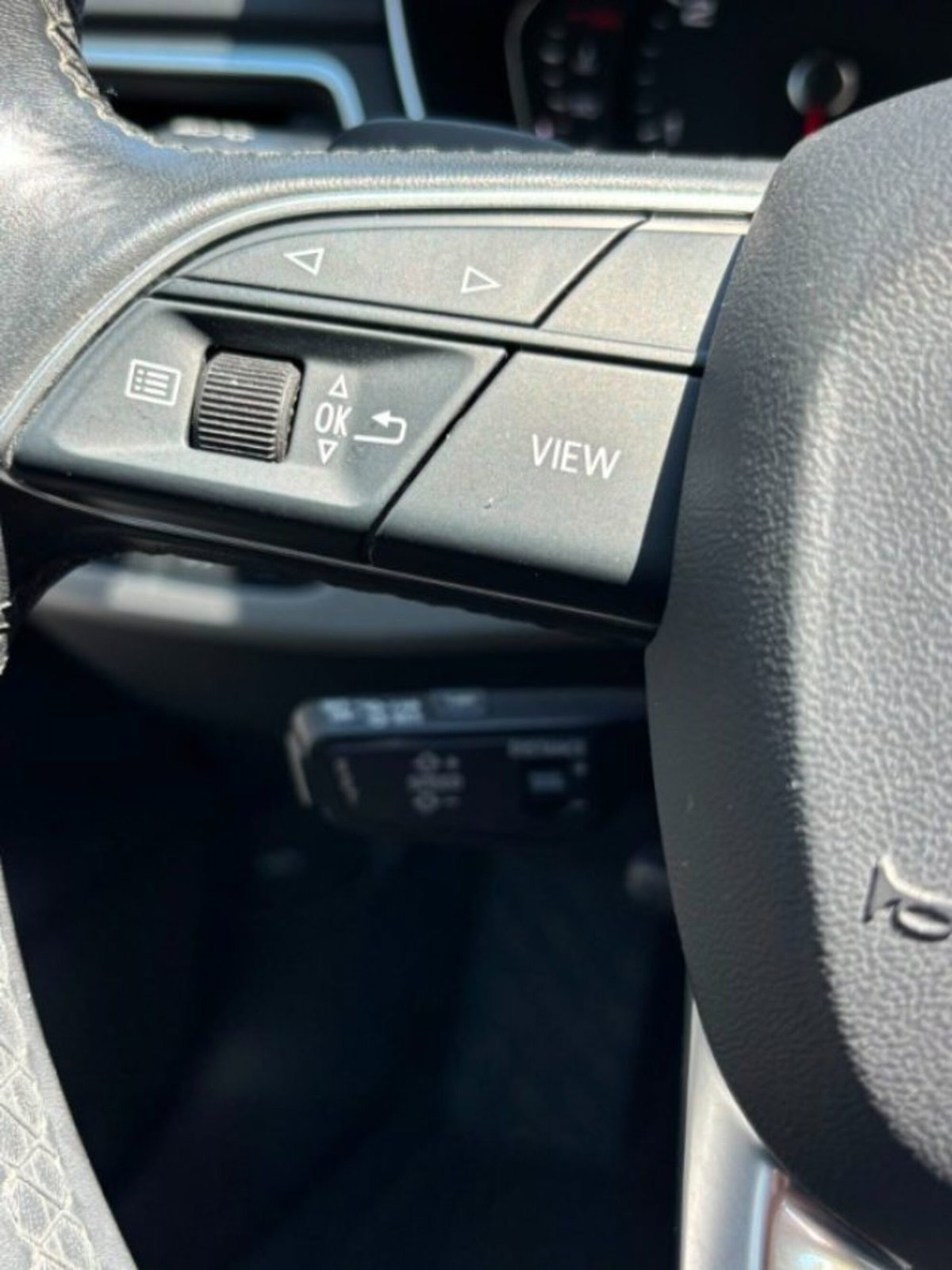 Audi A4 Avant 35 TDI/163 CV S tronic Business Advanced (13)