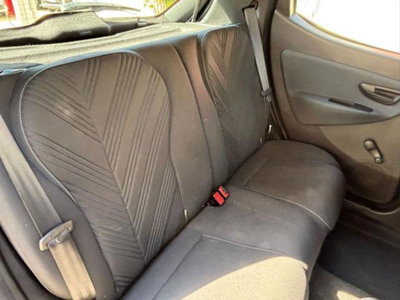 Lancia Ypsilon 1.0 FireFly 5 porte S&S Hybrid Ecochic Gold (5)