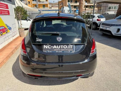 Lancia Ypsilon 1.0 FireFly 5 porte S&S Hybrid Ecochic Gold (8)