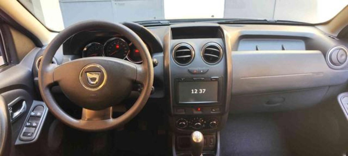 Dacia Duster 1.6 115CV Start&Stop 4x2 Lauréate (7)