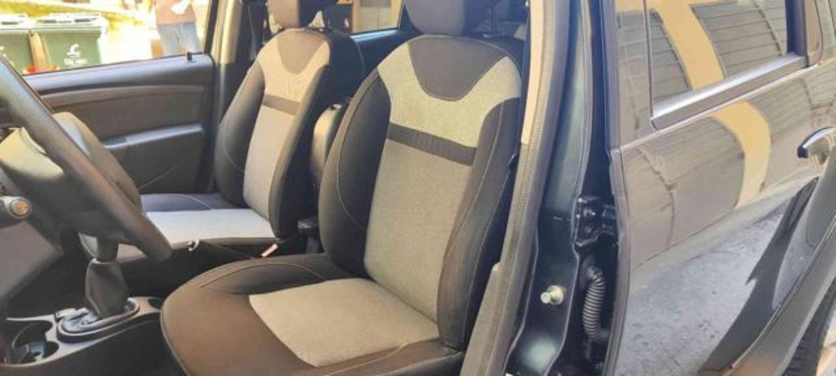 Dacia Duster 1.6 115CV Start&Stop 4x2 Lauréate (8)