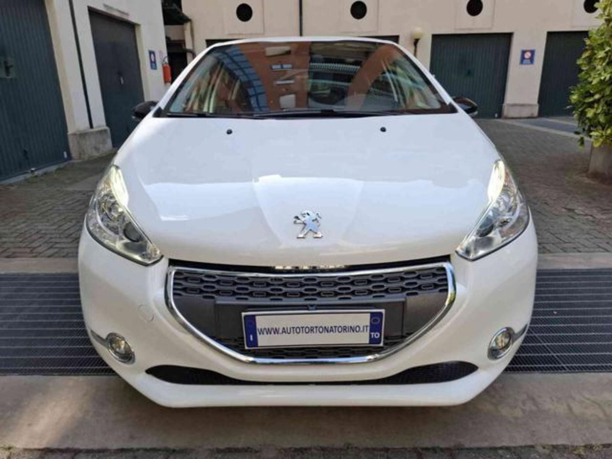 Peugeot 208 VTi 120 CV 5 porte Allure (8)