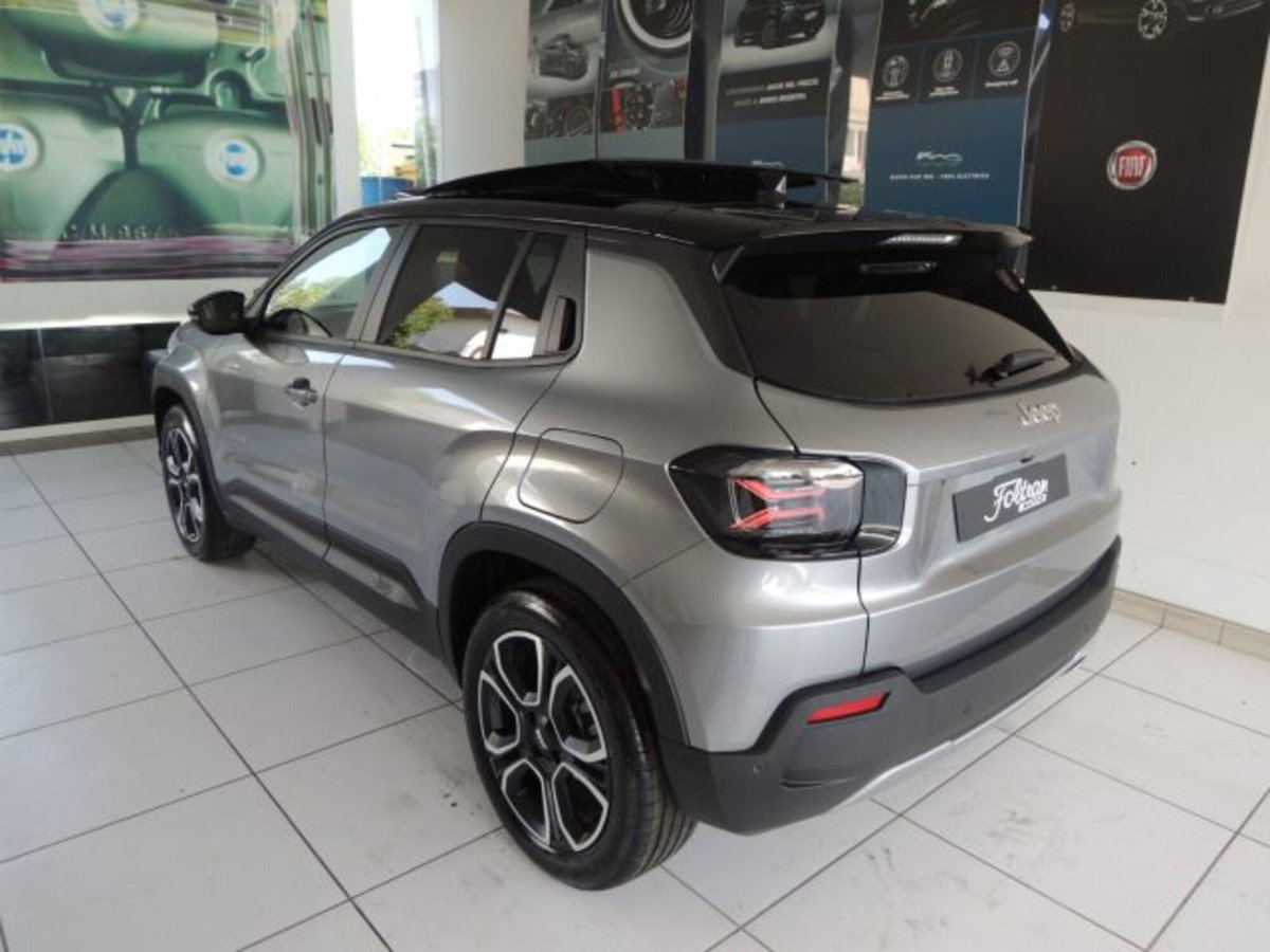 Jeep Avenger 1.2 turbo Summit fwd 100cv (4)