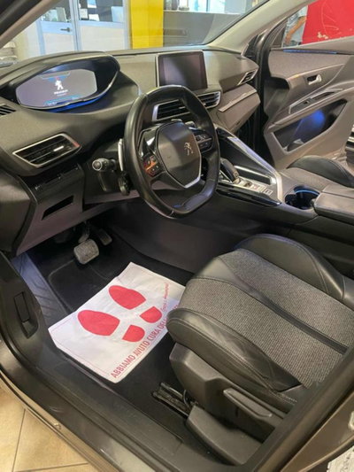 Peugeot 5008 BlueHDi 120 S&S EAT6 Active (10)