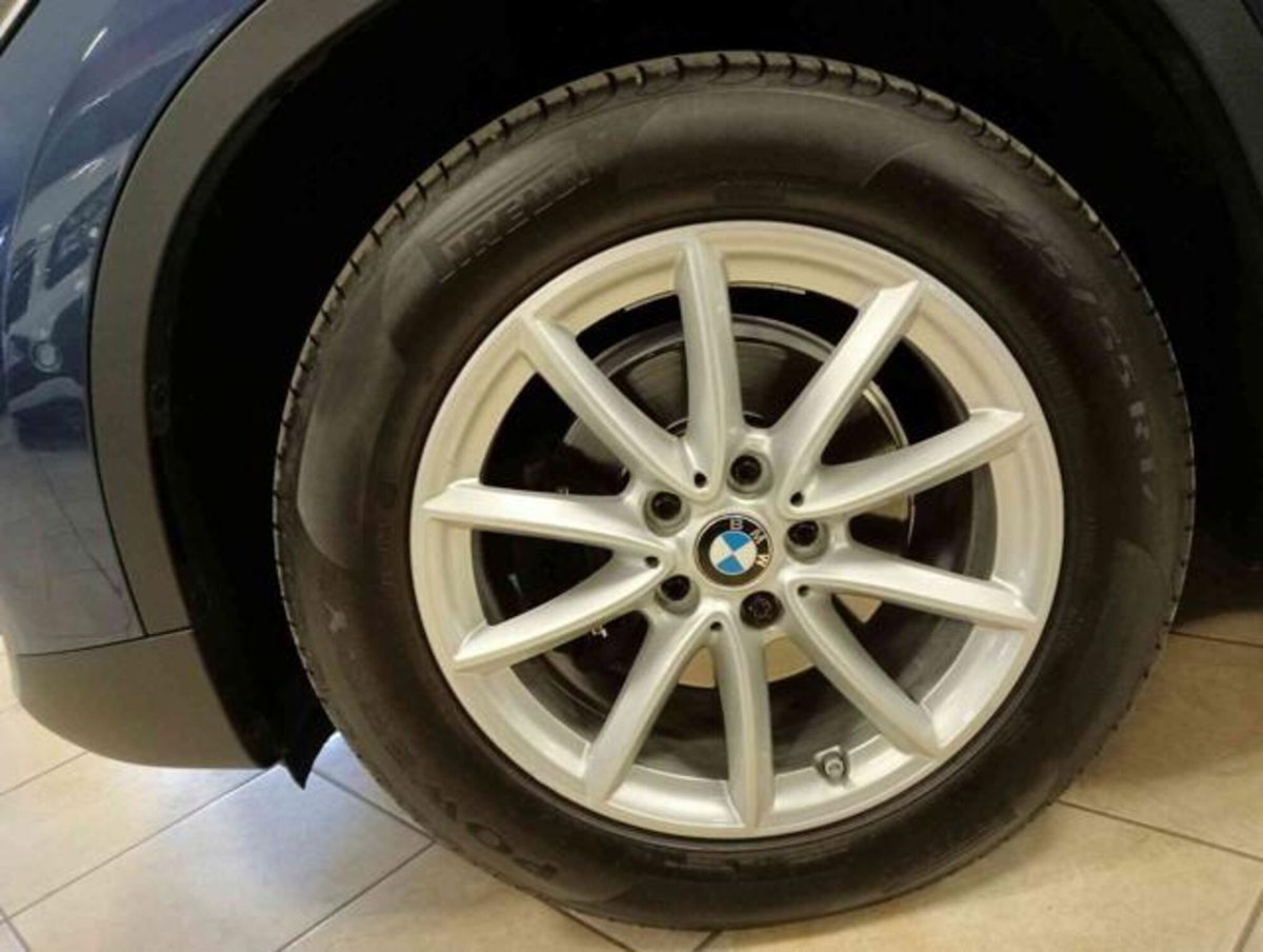 BMW X1 sDrive16d Business (19)