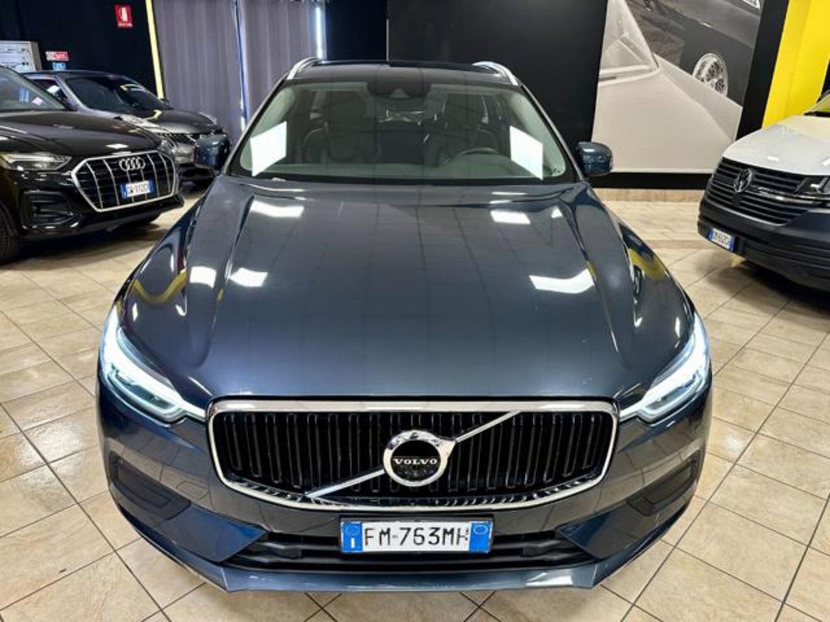 Volvo XC60 D4 AWD Business (2)