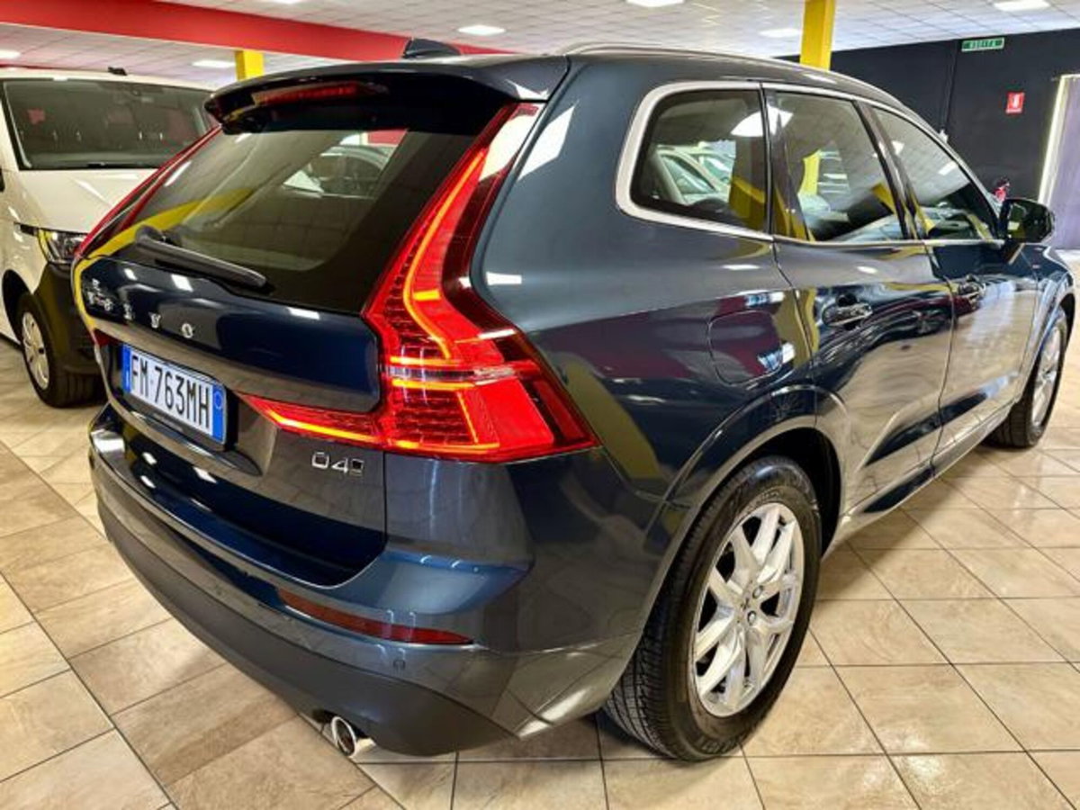 Volvo XC60 D4 AWD Business (6)