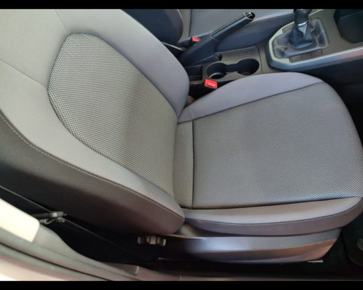 SEAT Arona 1.0 TGI Style (12)