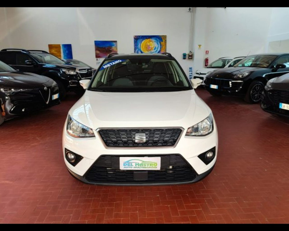 SEAT Arona 1.0 TGI Style (2)