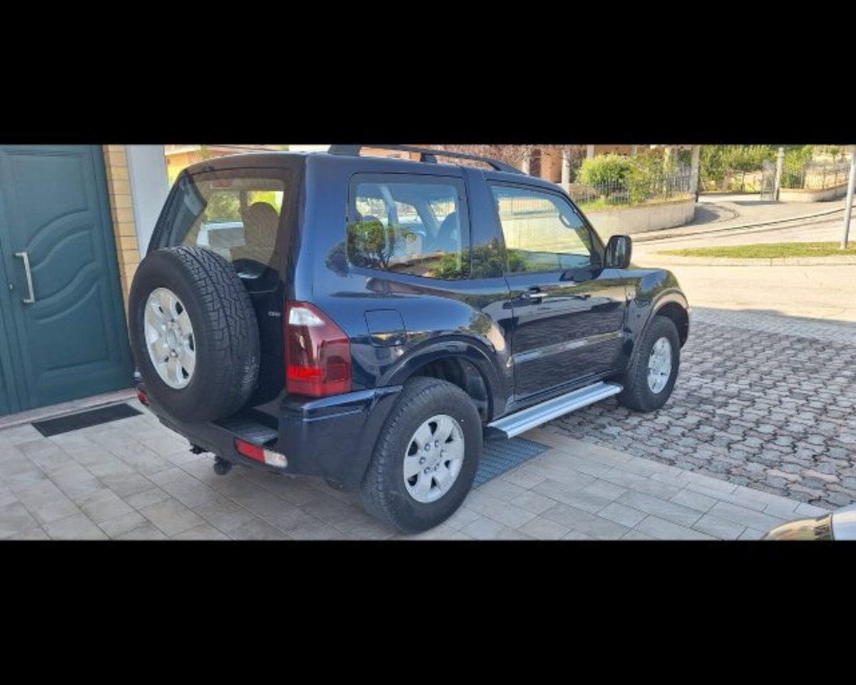 Mitsubishi Pajero 3.2 16V DI-D 3p. GLX (4)