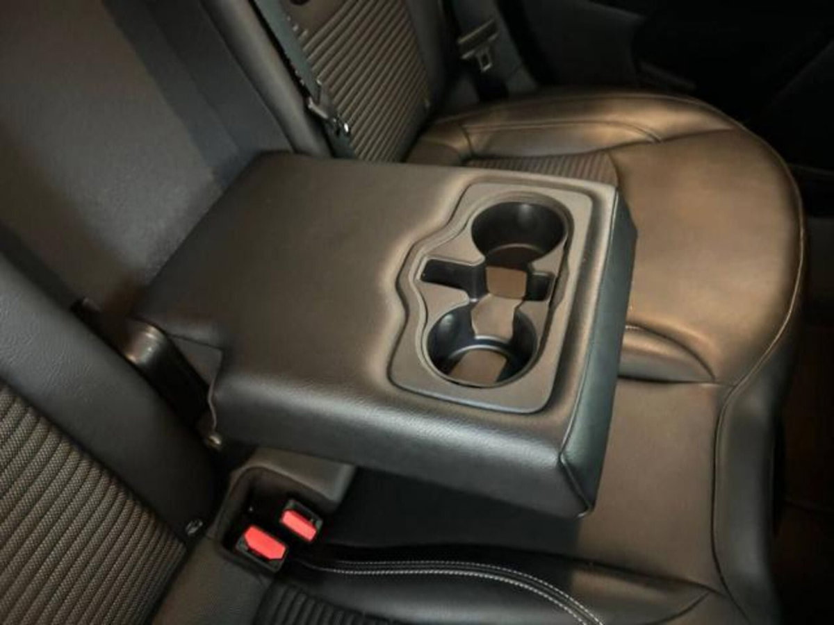 Jeep Compass 1.3 T4 190CV PHEV AT6 4xe 80° Anniversario (13)