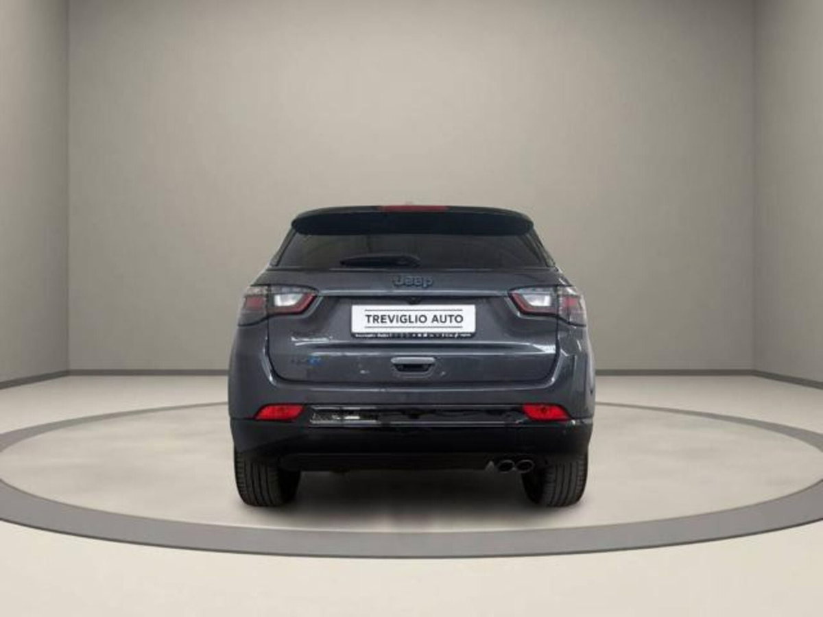 Jeep Compass 1.3 T4 190CV PHEV AT6 4xe 80° Anniversario (6)