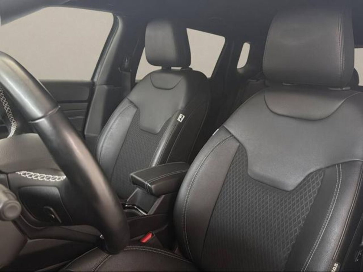 Jeep Compass 1.3 T4 190CV PHEV AT6 4xe 80° Anniversario (9)
