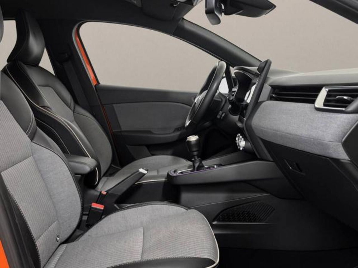 Renault Clio 1.0 tce Techno Gpl 100cv (11)