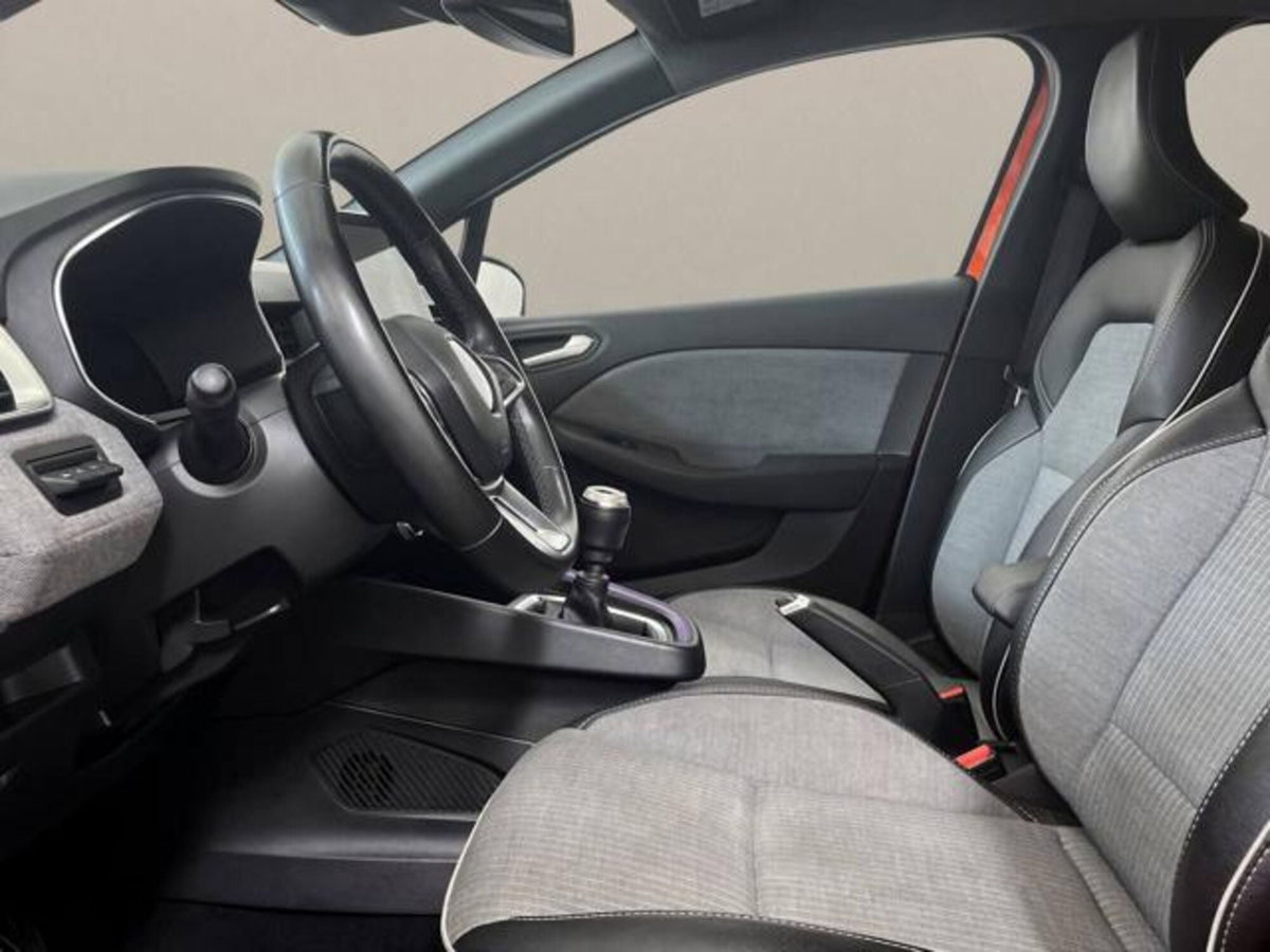 Renault Clio 1.0 tce Techno Gpl 100cv (8)
