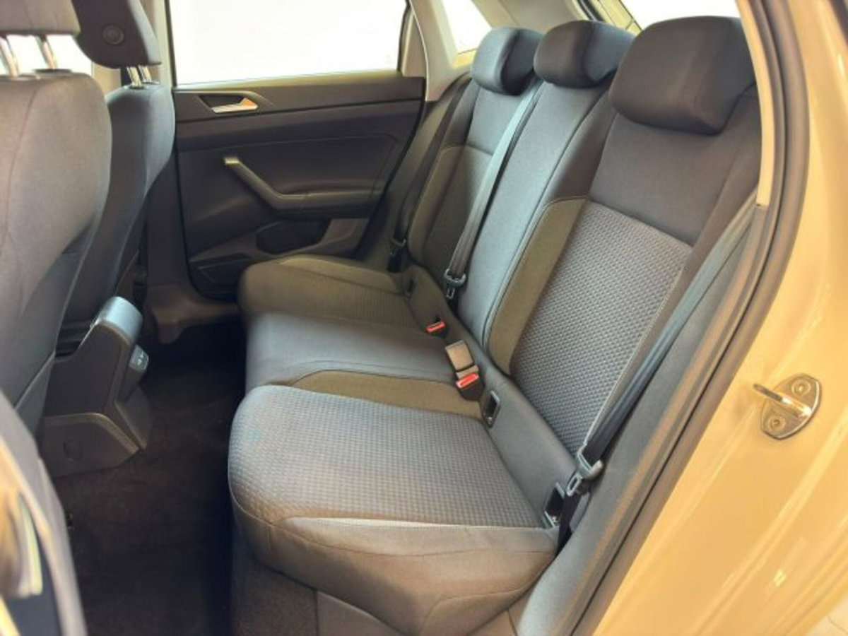 Volkswagen Polo 1.0 tsi R-Line 95cv (15)