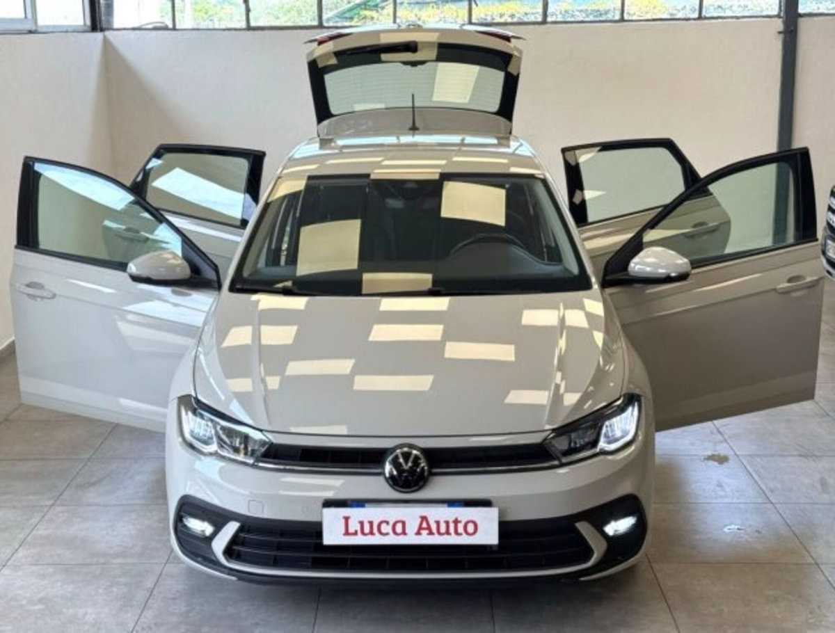 Volkswagen Polo 1.0 tsi R-Line 95cv (2)