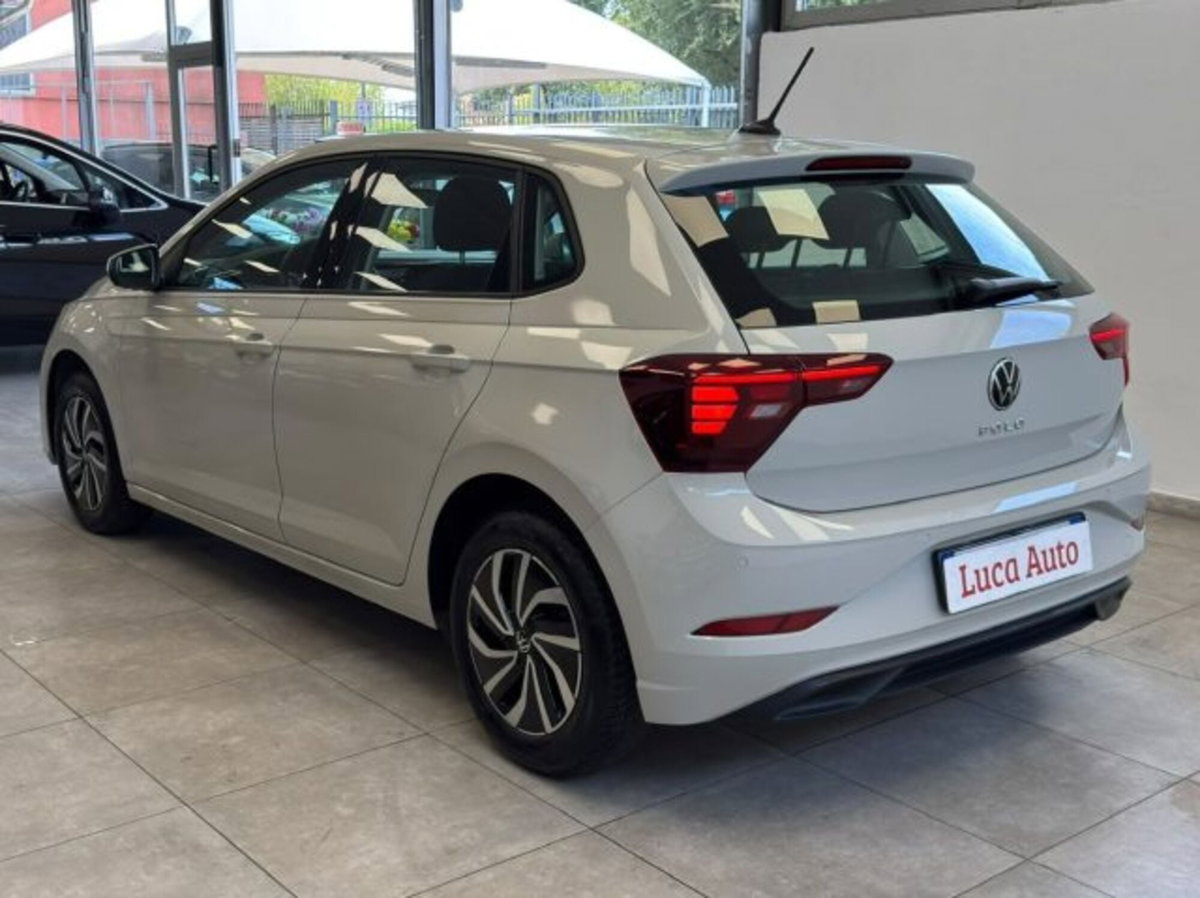 Volkswagen Polo 1.0 tsi R-Line 95cv (6)