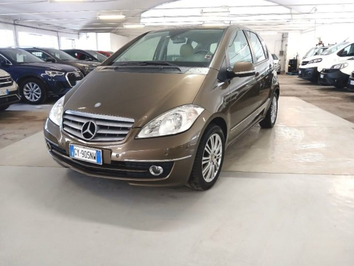 Mercedes-Benz Classe A 160 AUTOMATIC Special Edition (6)