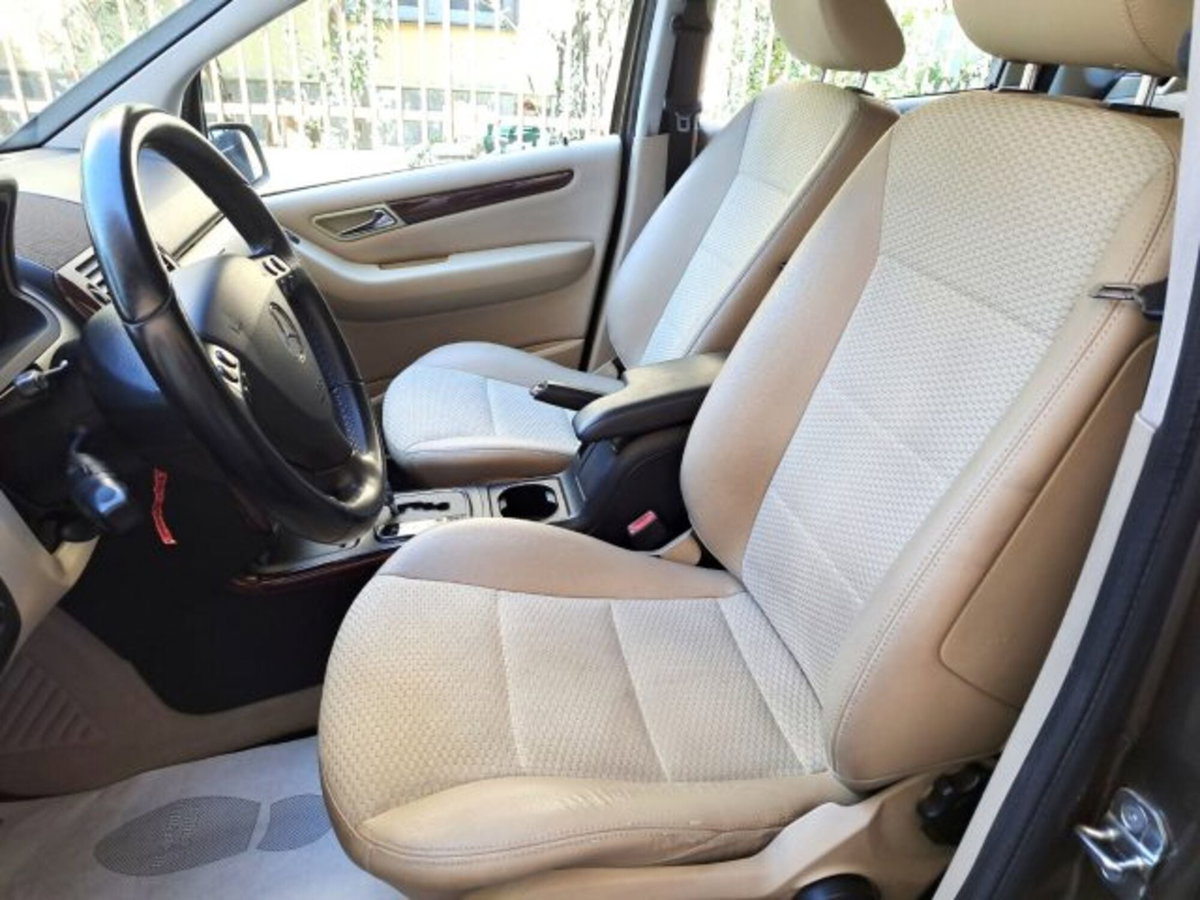Mercedes-Benz Classe A 160 AUTOMATIC Special Edition (7)
