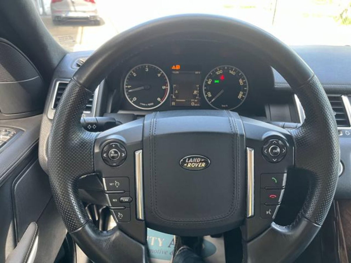 Land Rover Range Rover Sport 3.0 SDV6 HSE (10)