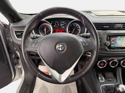 Alfa Romeo Giulietta 1.4 Turbo multiair Sprint 150cv (8)
