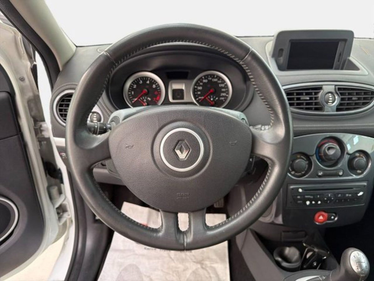 Renault Clio 1.2 16V 5 porte GPL (8)