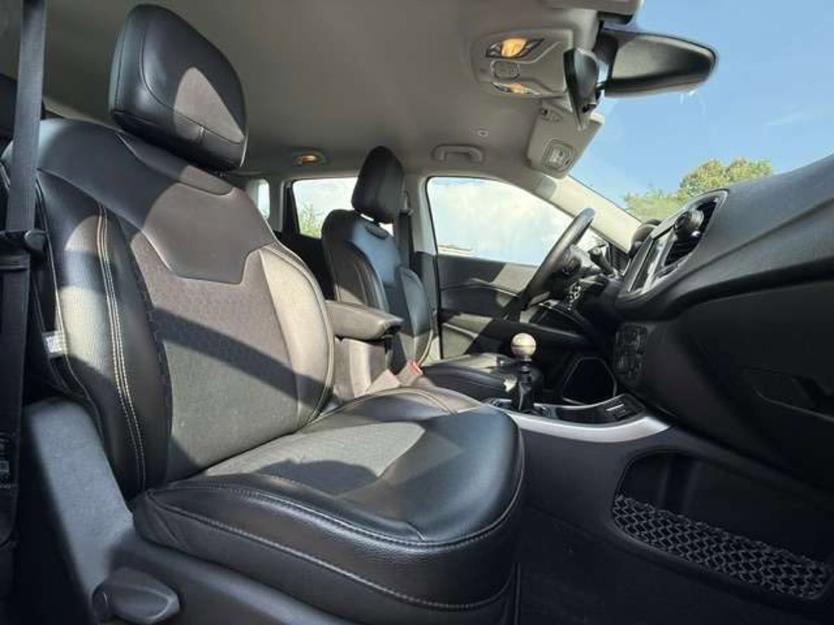 Jeep Compass 1.6 Multijet II 2WD Business (10)