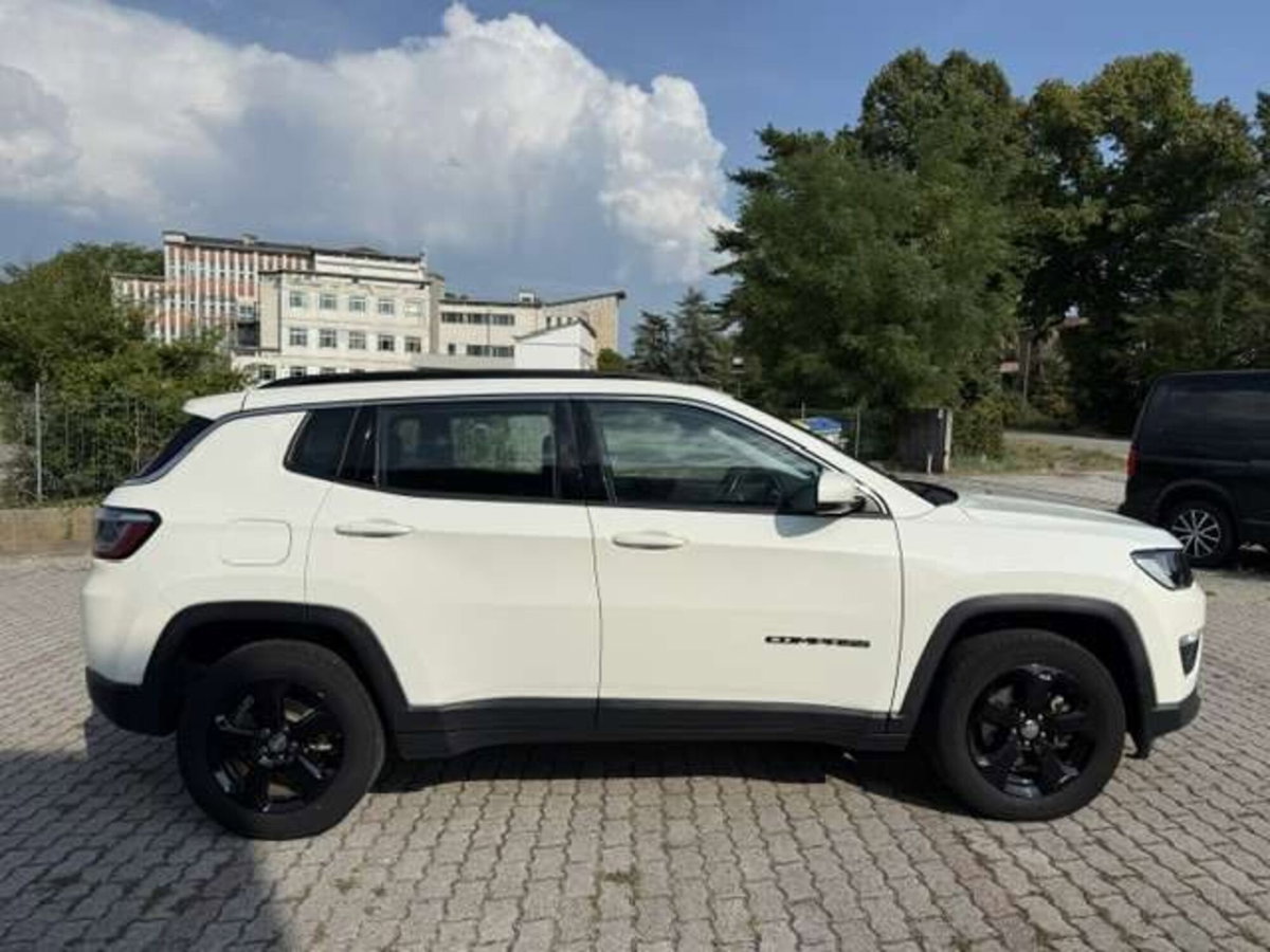 Jeep Compass 1.6 Multijet II 2WD Business (4)
