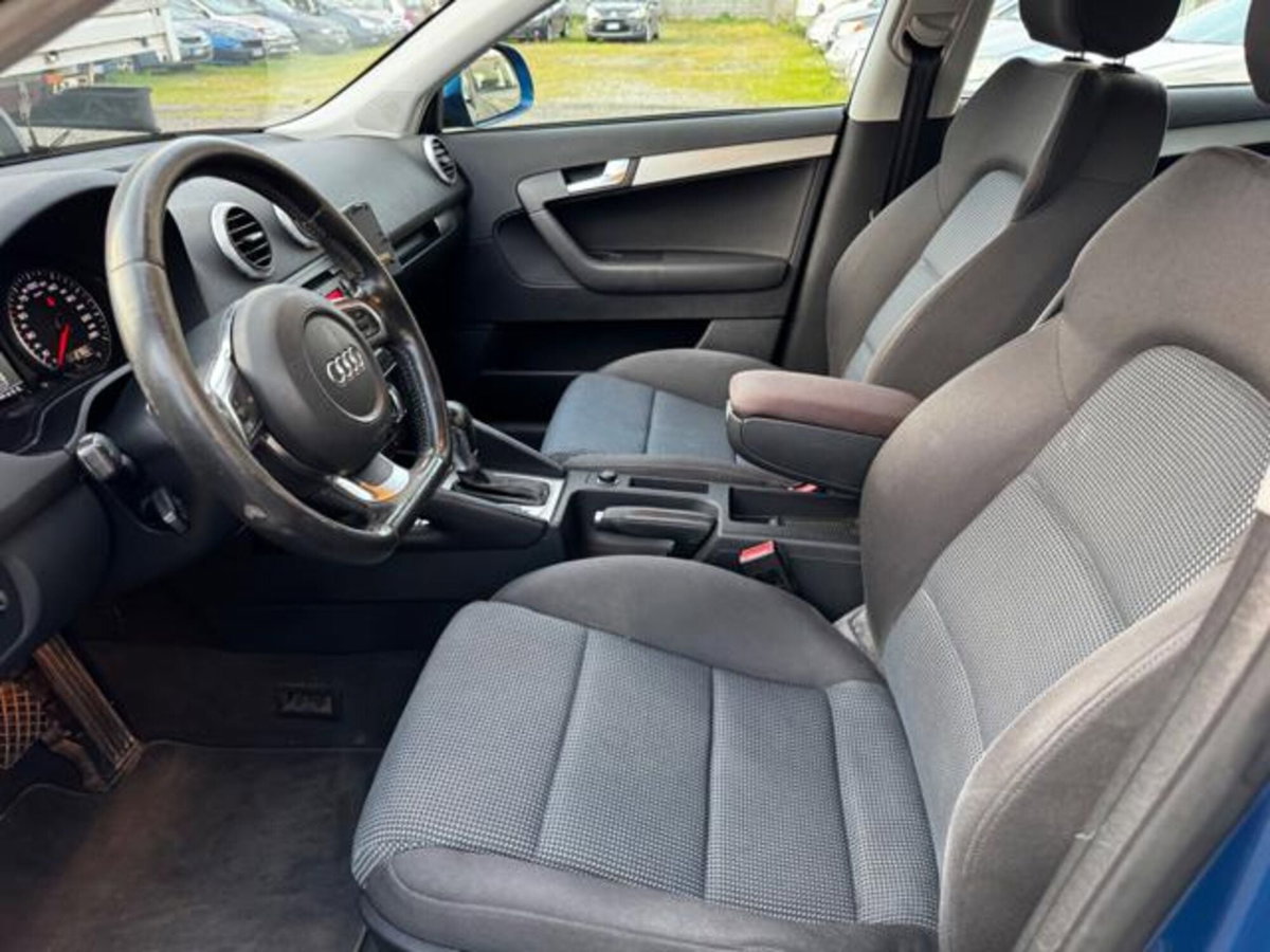 Audi A3 Sportback 1.9 TDI F.AP. S tronic Attraction (8)