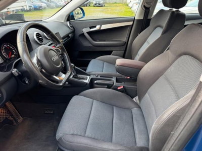 Audi A3 Sportback 1.9 TDI F.AP. S tronic Attraction (8)
