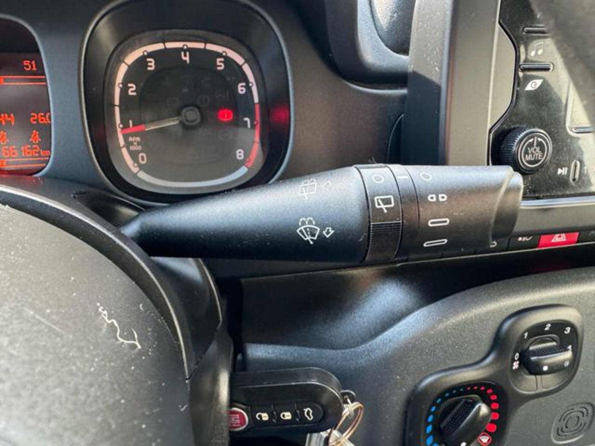 Fiat Panda 1.0 firefly hybrid s&s 70cv 5p.ti (17)