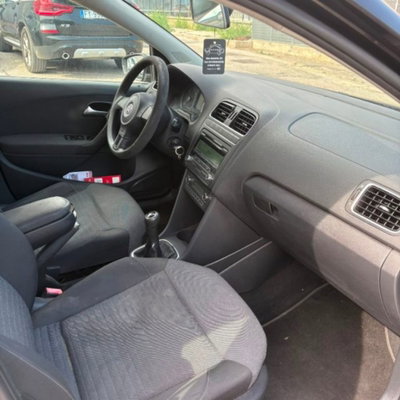 Volkswagen Polo 1.6 TDI DPF 5 porte Comfortline (6)