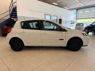 Renault Clio 1.2 16V 5 porte Luxe (4)