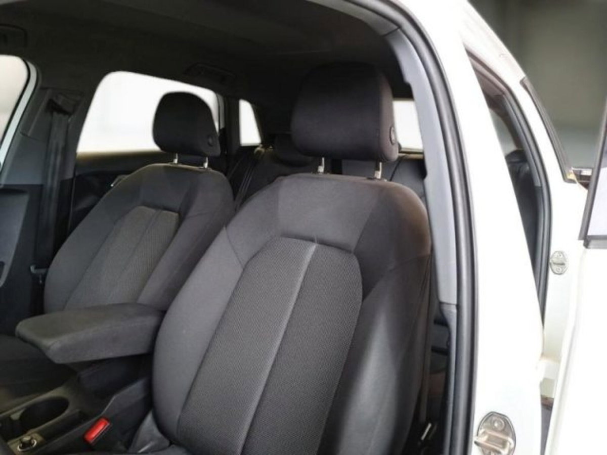 Audi A3 Sportback 40 TFSI e S tronic Business Advanced (10)