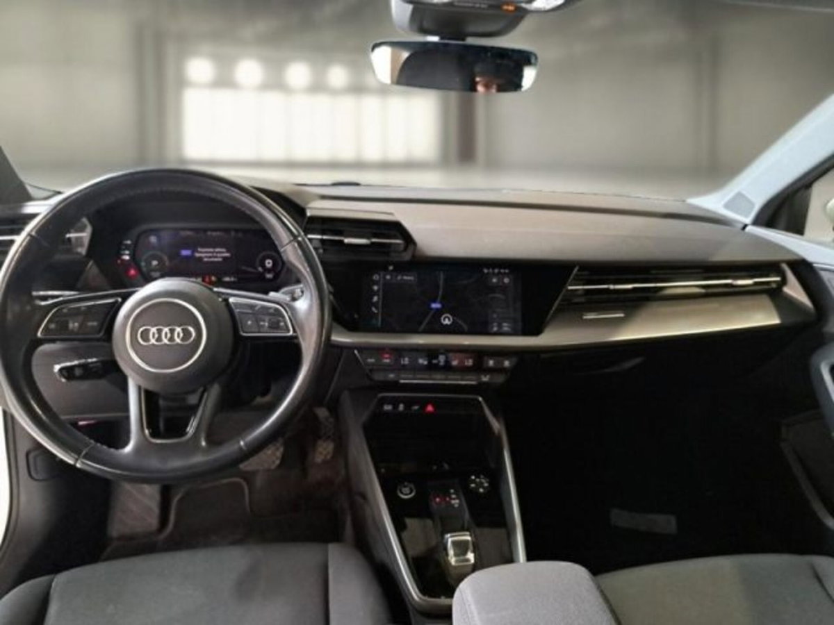 Audi A3 Sportback 40 TFSI e S tronic Business Advanced (6)