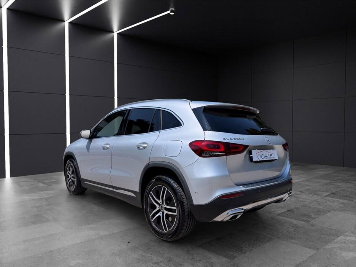 Mercedes-Benz GLA SUV 220 d Automatic Sport Plus (4)