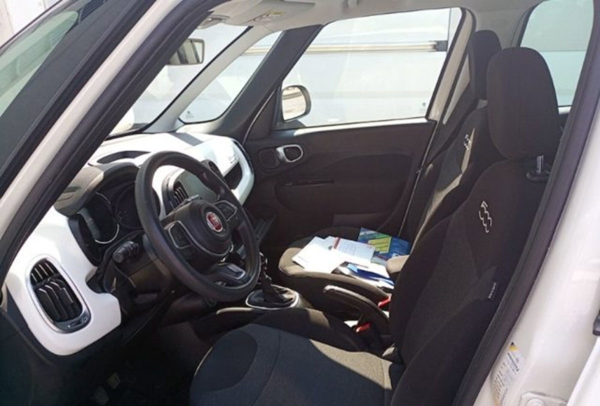 Fiat 500L 1.6 Multijet 120 CV Business (6)