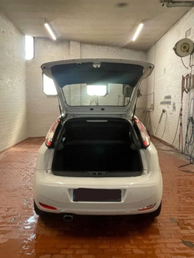 Fiat Punto 1.2 8V 5 porte Lounge (16)