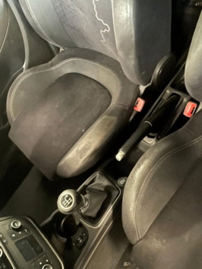 Fiat Punto 1.2 8V 5 porte Lounge (5)
